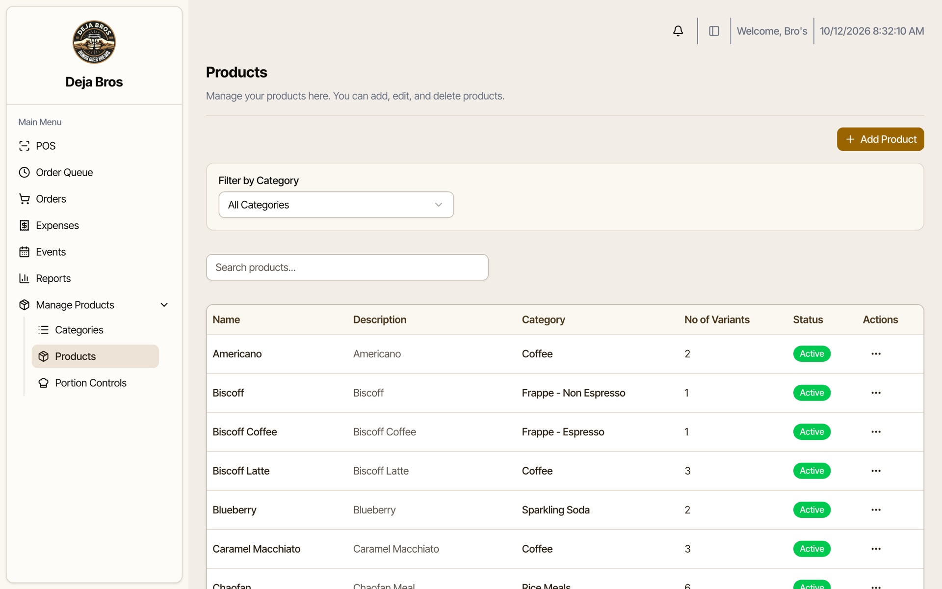 The products list in the management area, showing each product with its category, number of variants and status.